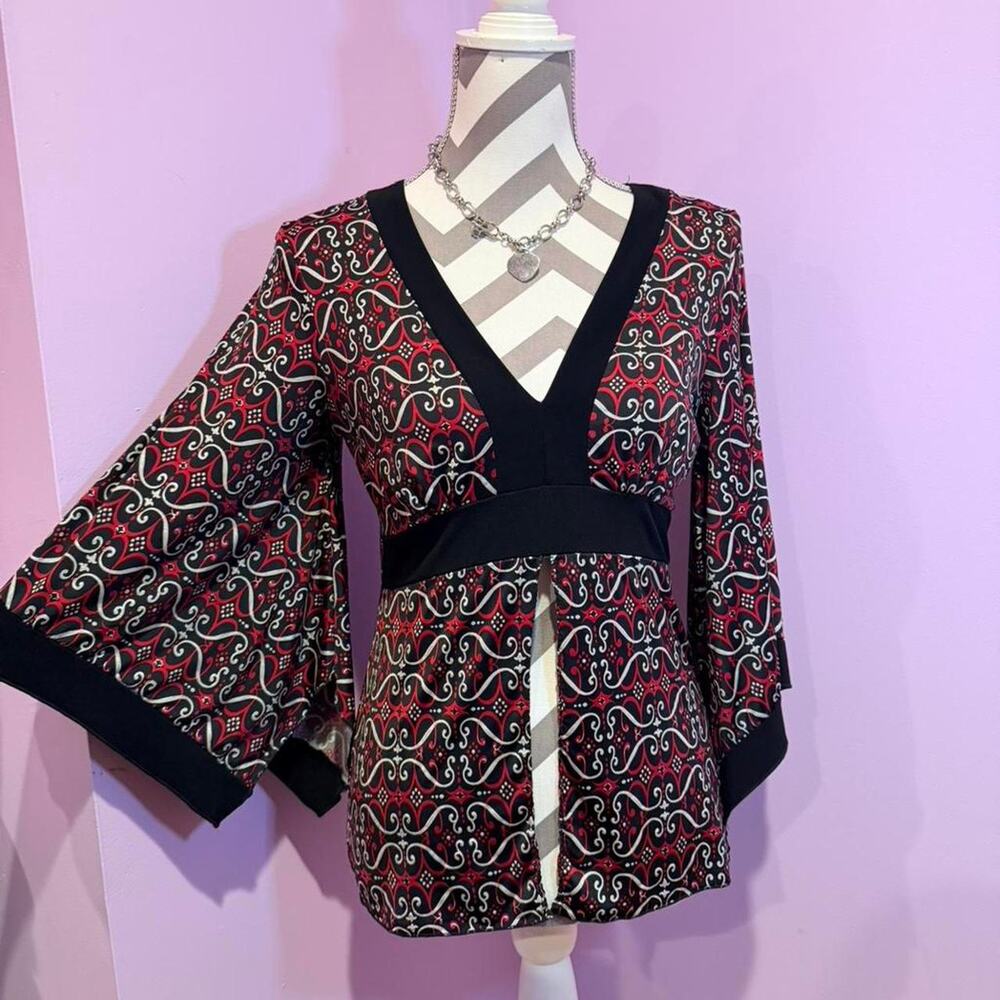 Mkm designs black and red